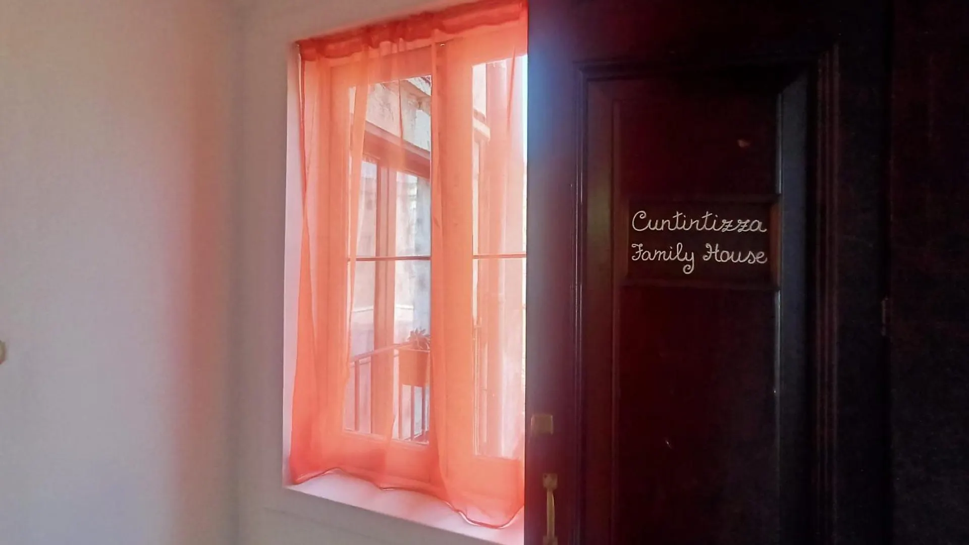 Cuntintizza Family House Apartment Catania Italy